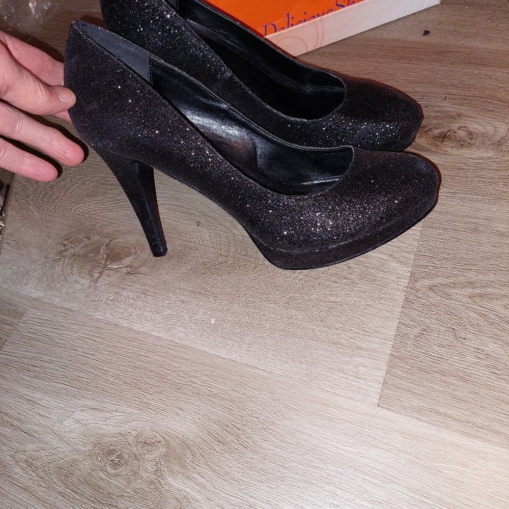 Ladies heels